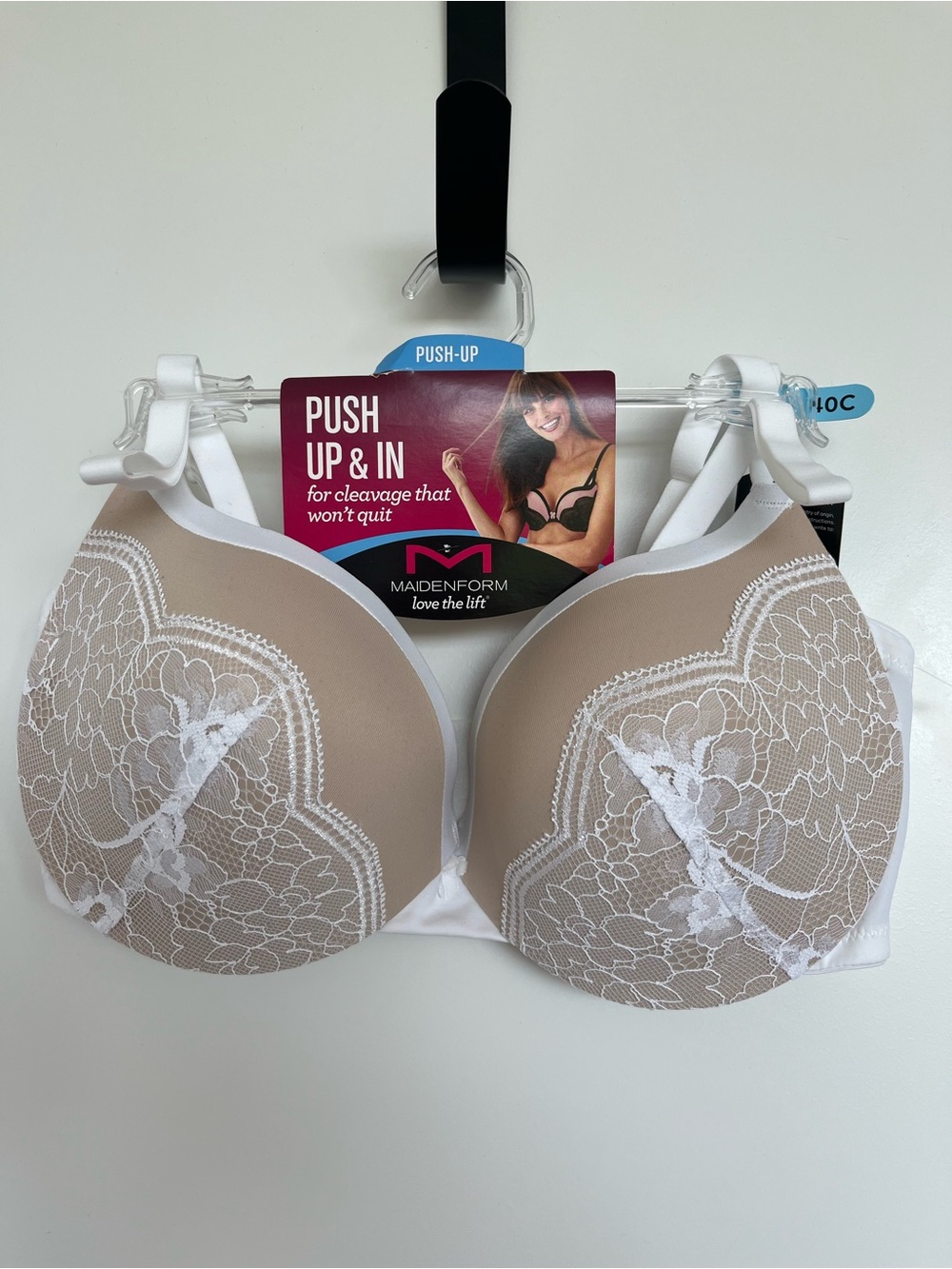 Maidenform Push-Up Lace Bra in Beige and White Size 40C NWT